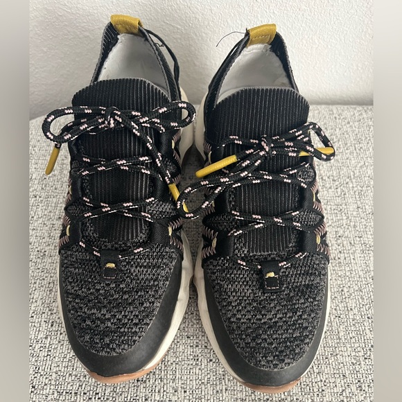 Madewell sneakers, black and mustard - Picture 1 of 4